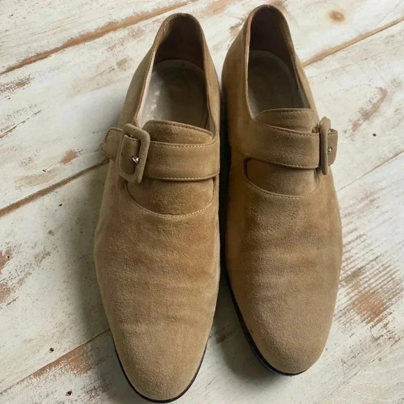 GIORGIO ARMANI women’s tan suede Oxford shoes buckle size 35 Italy almond toe - Picture 15 of 16